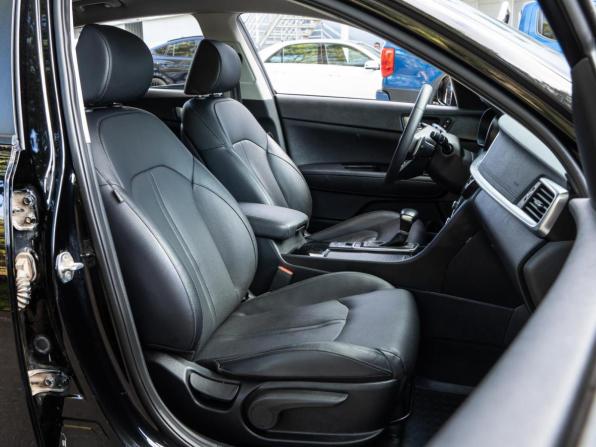 Kia Optima IV Рестайлинг с пробегом 2019 года, цена 2 679 000 рублей, 136173 км, седан, Автокод Объявления