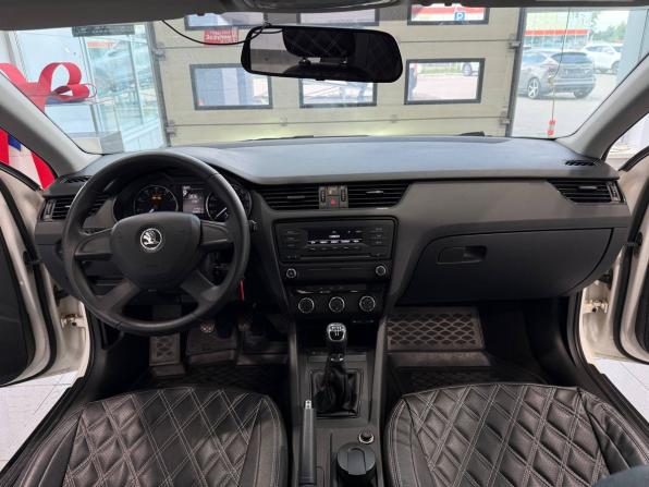 Skoda Octavia III (A7) с пробегом 2014 года, цена 908 000 рублей, 155533 км, лифтбек, Автокод Объявления