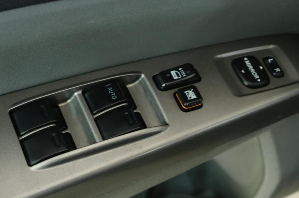 Toyota Prius II Рестайлинг (XW20) Омск  - изображение 9