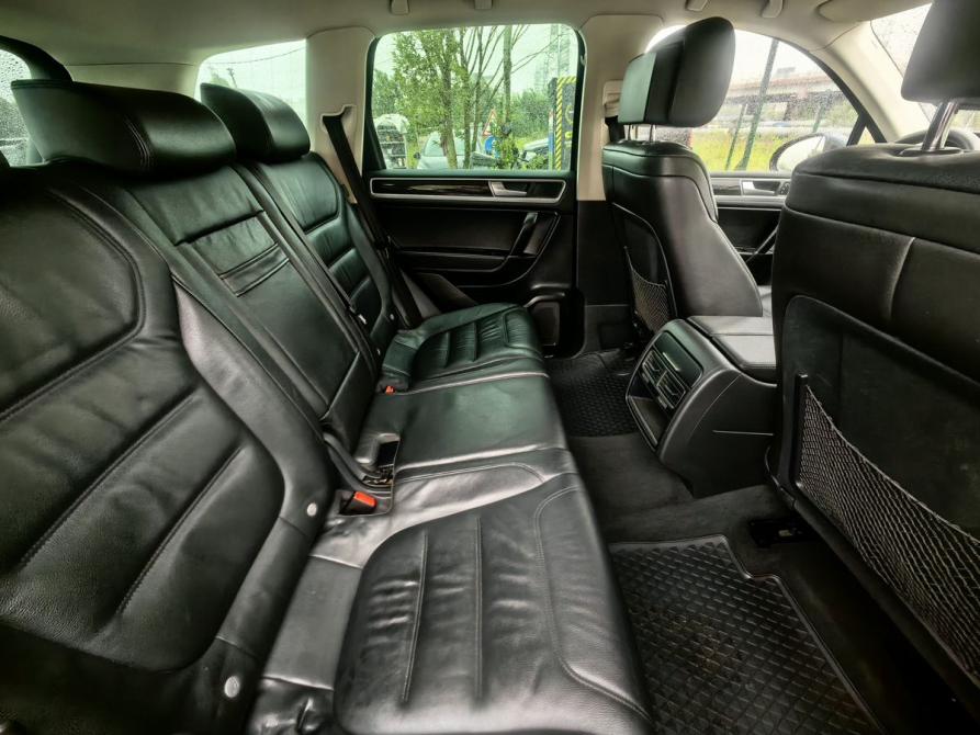 Volkswagen Touareg II Рестайлинг Санкт-Петербург  - изображение 13