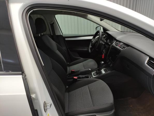 Skoda Octavia III (A7) с пробегом 2014 года, цена 999 000 рублей, 206205 км, лифтбек, Автокод Объявления