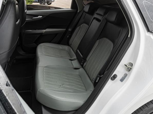 Changan Lamore с пробегом 2023 года, цена 2 035 000 рублей, 22625 км, седан, Автокод Объявления