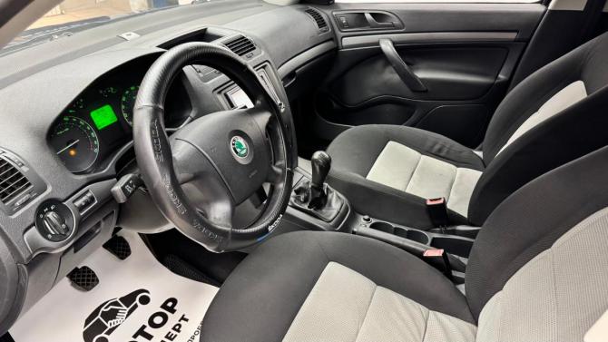 Skoda Octavia II (A5) с пробегом 2007 года, цена 380 000 рублей, 286707 км, лифтбек, Автокод Объявления