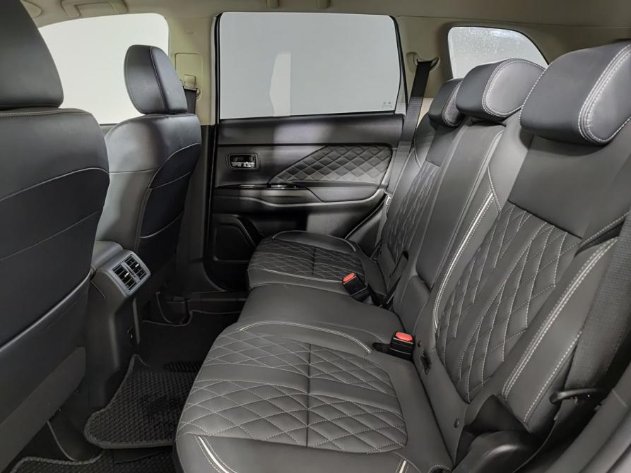 Mitsubishi Outlander III Рестайлинг 3 Уфа  - изображение 15