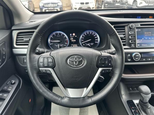 Toyota Highlander III (XU50) Рестайлинг с пробегом 2017 года, цена 4 090 000 рублей, 104160 км, внедорожник, Автокод Объявления