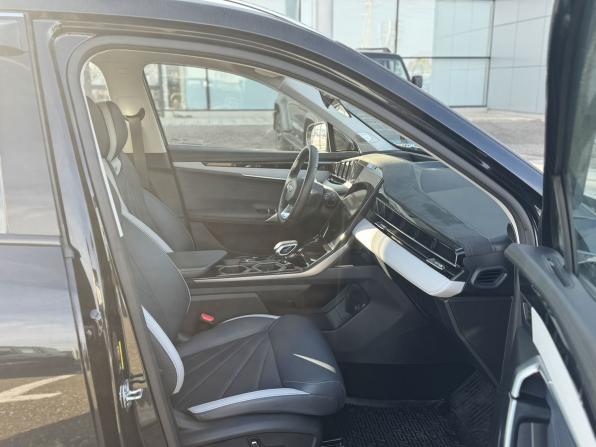 Geely Atlas II с пробегом 2024 года, цена 2 650 000 рублей, 25728 км, внедорожник, Автокод Объявления