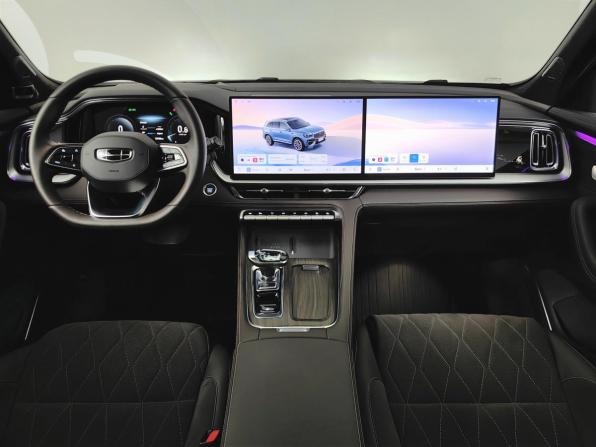 Geely Monjaro I Рестайлинг 2 с пробегом 2025 года, цена 3 947 000 рублей, 13052 км, внедорожник, Автокод Объявления