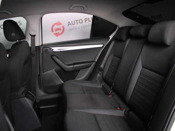 Skoda Octavia III (A7) Рестайлинг с пробегом 2019 года, цена 1 580 000 рублей, 97894 км, лифтбек, Автокод Объявления