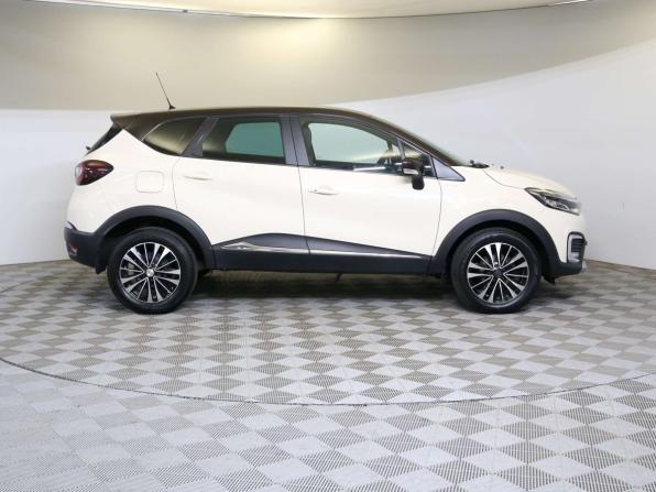 Renault Kaptur I с пробегом 2017 года, цена 1 200 000 рублей, 127000 км, внедорожник, Автокод Объявления