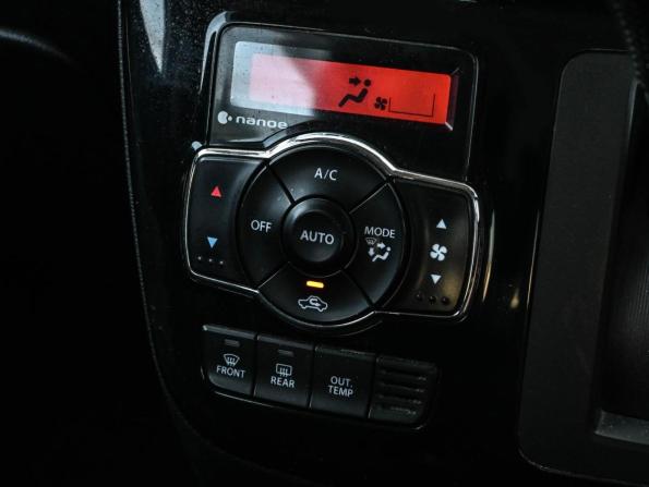 Suzuki Solio III с пробегом 2015 года, цена 924 000 рублей, 246082 км, микровэн, Автокод Объявления