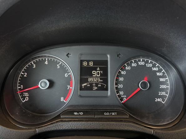 Volkswagen Polo V Рестайлинг с пробегом 2015 года, цена 1 150 000 рублей, 89323 км, седан, Автокод Объявления