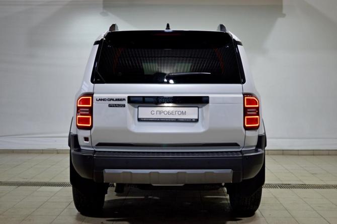 Toyota Land Cruiser Prado 250 Series с пробегом 2024 года, цена 10 949 000 рублей, 4550 км, внедорожник, Автокод Объявления
