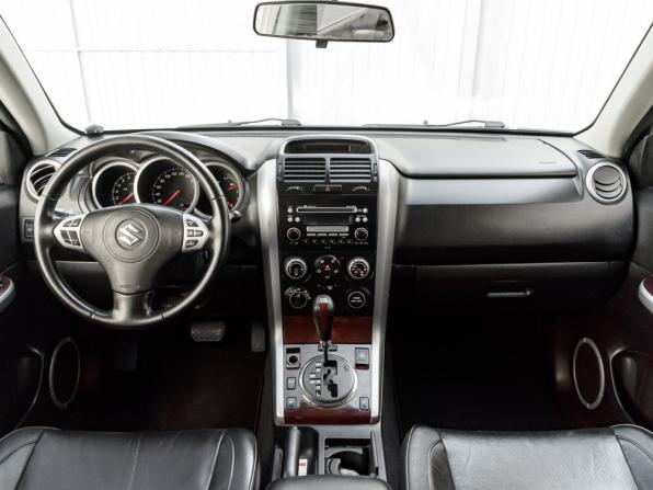 Suzuki Grand Vitara II Рестайлинг с пробегом 2008 года, цена 1 050 000 рублей, 132689 км, внедорожник, Автокод Объявления