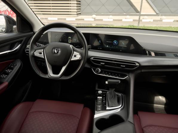Changan Eado Plus с пробегом 2023 года, цена 1 644 000 рублей, 34409 км, седан, Автокод Объявления
