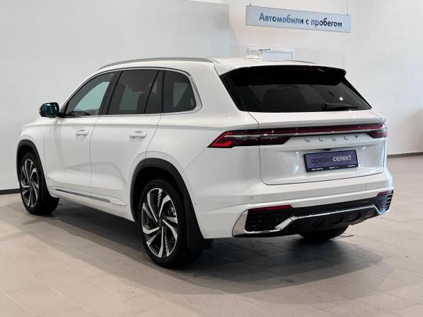 Geely Monjaro I с пробегом 2024 года, цена 3 550 000 рублей, 16891 км, внедорожник, Автокод Объявления
