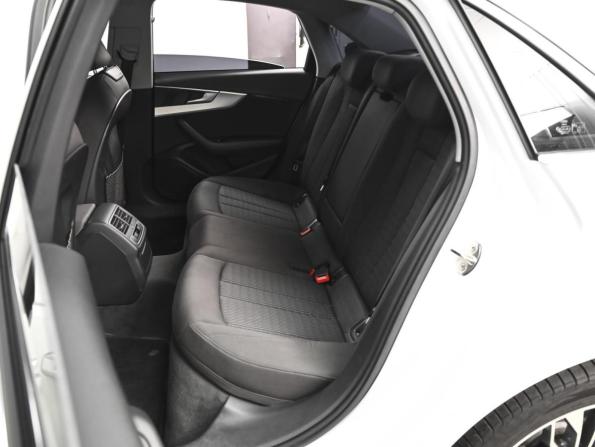 Audi A4 V (B9) с пробегом 2015 года, цена 2 239 000 рублей, 205166 км, седан, Автокод Объявления
