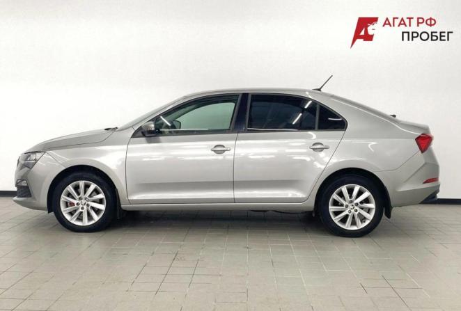 Skoda Rapid II с пробегом 2021 года, цена 1 619 000 рублей, 78104 км, лифтбек, Автокод Объявления