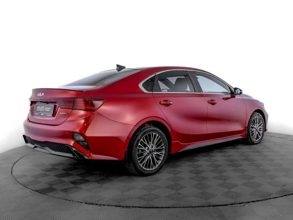 Kia Cerato IV Рестайлинг с пробегом 2021 года, цена 2 425 000 рублей, 48655 км, седан, Автокод Объявления