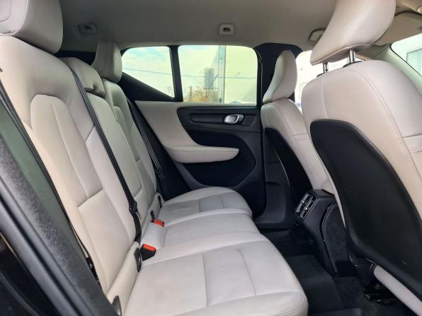 Volvo XC40 I с пробегом 2020 года, цена 3 113 000 рублей, 180931 км, внедорожник, Автокод Объявления