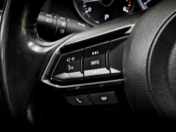 Mazda 6 III (GJ) Рестайлинг с пробегом 2016 года, цена 1 740 000 рублей, 86419 км, седан, Автокод Объявления