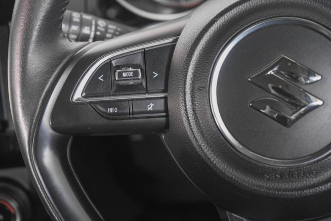 Suzuki Swift V с пробегом 2019 года, цена 1 039 000 рублей, 96000 км, хэтчбек, Автокод Объявления