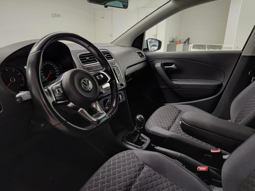 Volkswagen Polo V Рестайлинг Казань  - изображение 20