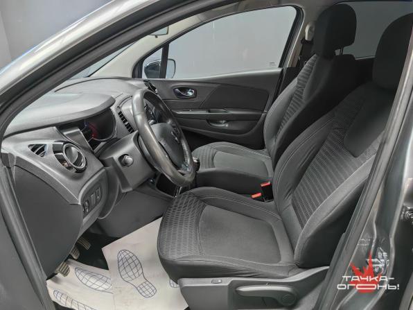 Renault Kaptur I с пробегом 2017 года, цена 1 528 000 рублей, 134000 км, внедорожник, Автокод Объявления