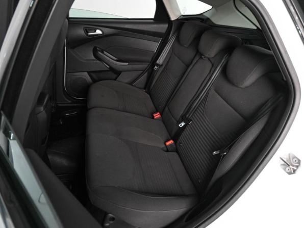 Ford Focus III Рестайлинг с пробегом 2016 года, цена 999 000 рублей, 198867 км, хэтчбек, Автокод Объявления