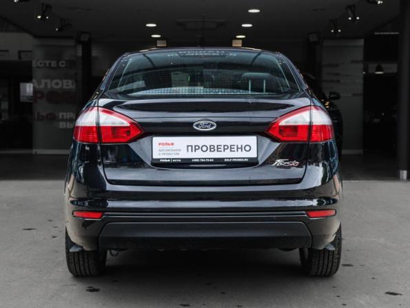 Ford Fiesta Mk6 Рестайлинг с пробегом 2016 года, цена 850 000 рублей, 145387 км, седан, Автокод Объявления
