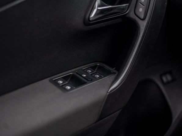 Volkswagen Polo V с пробегом 2013 года, цена 499 000 рублей, 253229 км, седан, Автокод Объявления