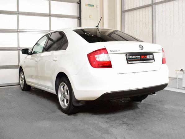 Skoda Rapid I с пробегом 2015 года, цена 805 995 рублей, 207360 км, лифтбек, Автокод Объявления