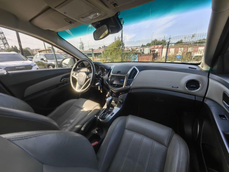 Chevrolet Cruze I Рестайлинг Санкт-Петербург  - изображение 10