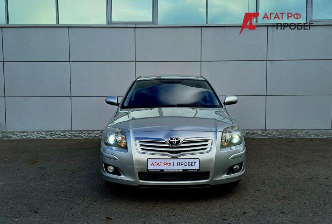 Toyota Avensis II Рестайлинг с пробегом 2006 года, цена 820 000 рублей, 297013 км, седан, Автокод Объявления