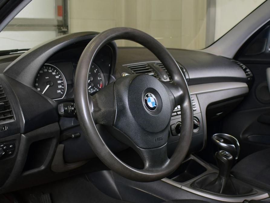BMW 1 серии I (E81/E82/E87/E88) Рестайлинг Кемерово  - изображение 6