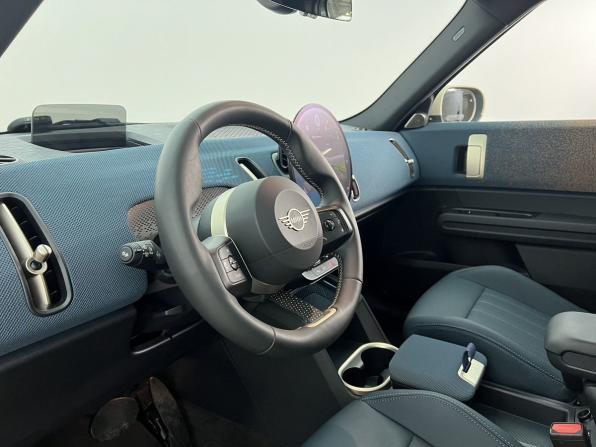 Mini Countryman III с пробегом 2024 года, цена 6 690 000 рублей, 4900 км, внедорожник, Автокод Объявления