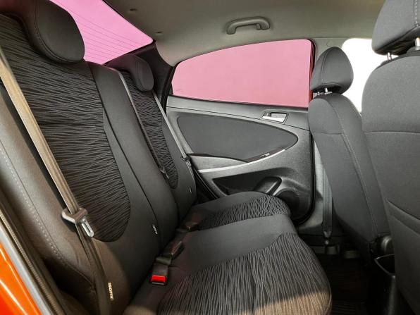 Hyundai Solaris I Рестайлинг с пробегом 2015 года, цена 1 060 000 рублей, 138483 км, седан, Автокод Объявления