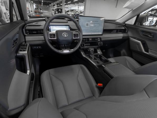 Toyota Wildlander II с пробегом 2025 года, цена 4 350 000 рублей, 18 км, внедорожник, Автокод Объявления