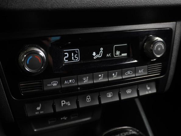 Skoda Rapid II с пробегом 2020 года, цена 1 749 000 рублей, 138455 км, лифтбек, Автокод Объявления