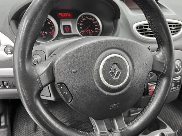 Renault Clio III Рестайлинг с пробегом 2010 года, цена 559 000 рублей, 228139 км, хэтчбек, Автокод Объявления