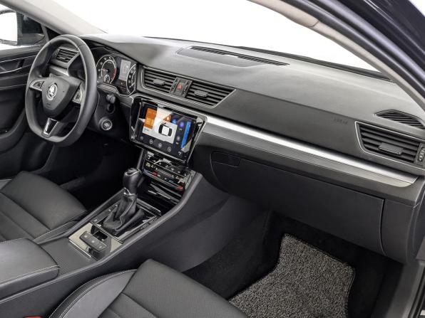 Skoda Superb III Рестайлинг с пробегом 2020 года, цена 2 449 000 рублей, 97758 км, лифтбек, Автокод Объявления
