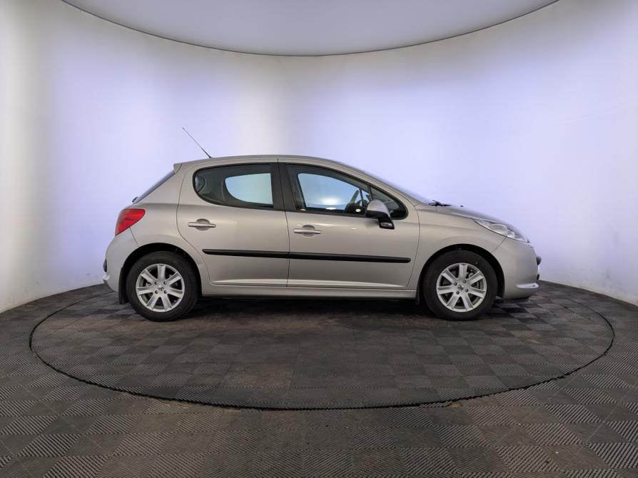 Peugeot 207 I Москва  - изображение 4