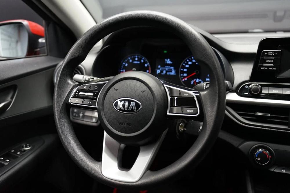 Kia Cerato IV Рестайлинг Крым  - изображение 16