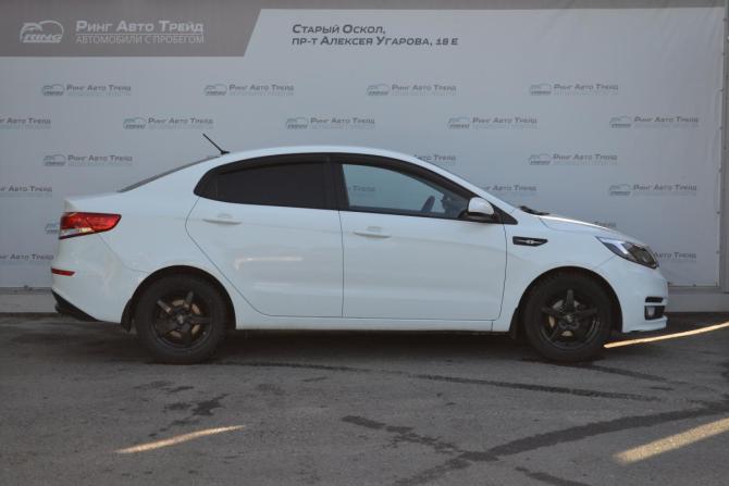 Kia Rio III Рестайлинг с пробегом 2015 года, цена 1 010 000 рублей, 165300 км, седан, Автокод Объявления