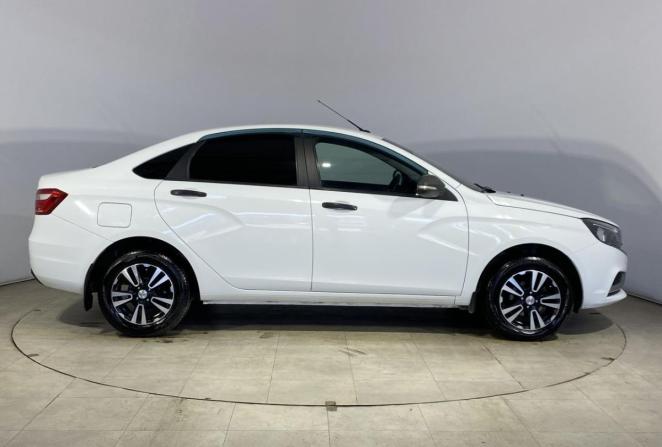Lada (ВАЗ) Vesta I с пробегом 2018 года, цена 880 000 рублей, 100576 км, седан, Автокод Объявления