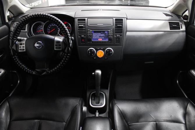 Nissan Tiida I с пробегом 2010 года, цена 735 000 рублей, 191040 км, хэтчбек, Автокод Объявления