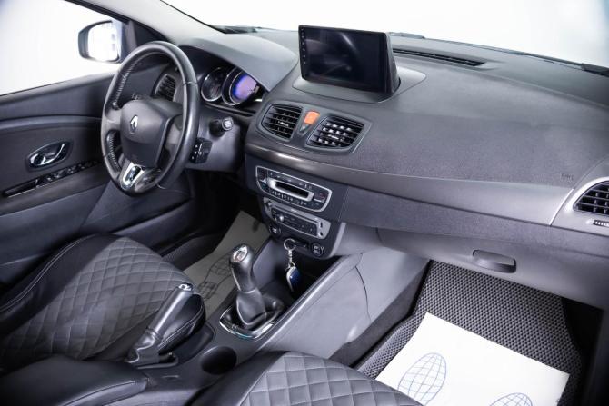 Renault Fluence I Рестайлинг с пробегом 2014 года, цена 899 000 рублей, 223000 км, седан, Автокод Объявления