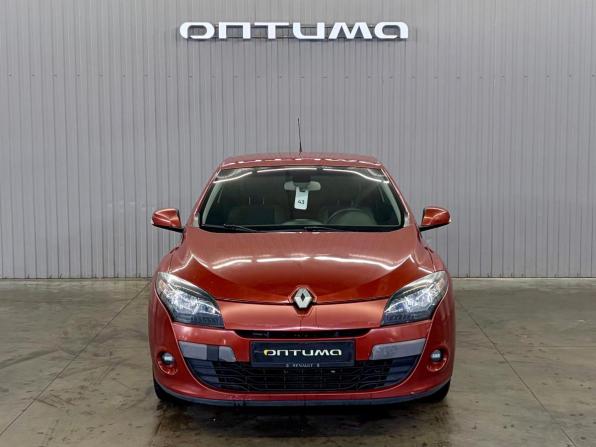 Renault Megane III с пробегом 2010 года, цена 647 000 рублей, 261211 км, хэтчбек, Автокод Объявления