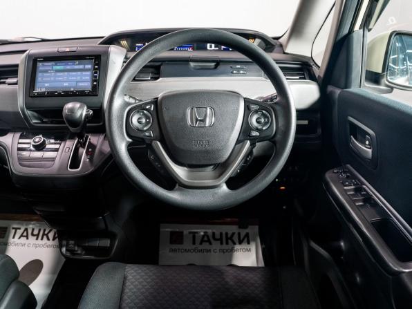 Honda Freed II Рестайлинг с пробегом 2019 года, цена 1 530 000 рублей, 55900 км, компактвэн, Автокод Объявления