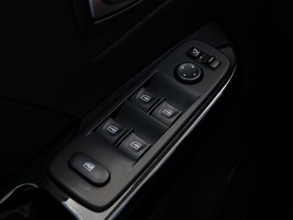 Renault Kaptur I Рестайлинг с пробегом 2020 года, цена 1 450 000 рублей, 153099 км, внедорожник, Автокод Объявления