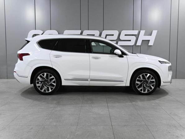 Hyundai Santa Fe IV Рестайлинг с пробегом 2021 года, цена 3 465 000 рублей, 93309 км, внедорожник, Автокод Объявления